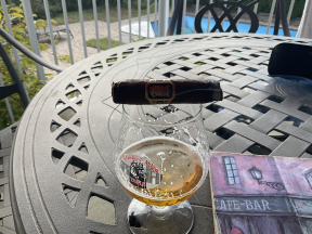 Liga Undercrown Maduro Robusto