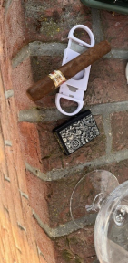 H. Upmann Petit Coronas